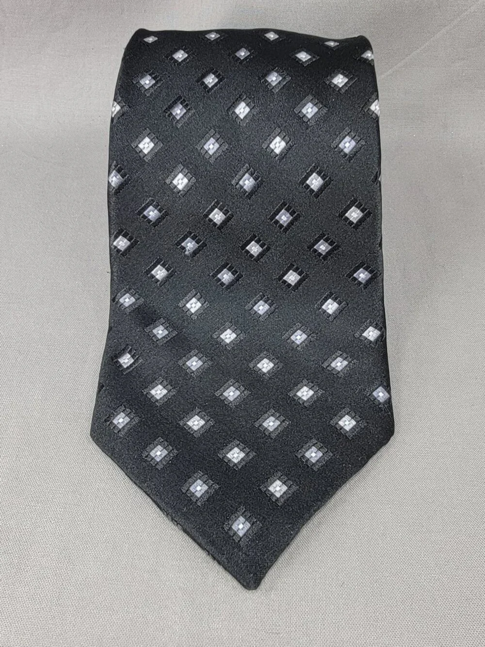 Pronto Uomo Silk Necktie Tie Mens Black Gray Geometric Diamond Square
